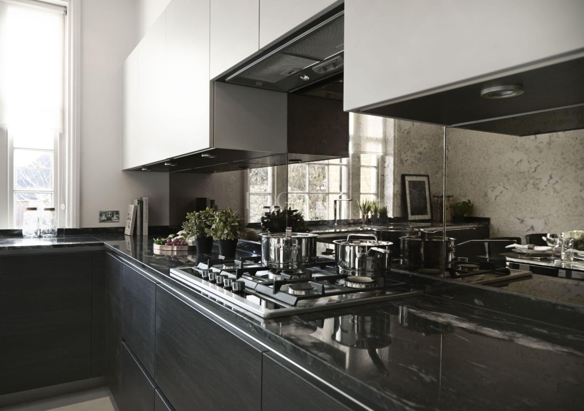 Кухонный фартук зеркальный фото Как оформить кухонный фартук? ТОП-10 оригинальных идей от дизайнеров DOMEO РЕМОН