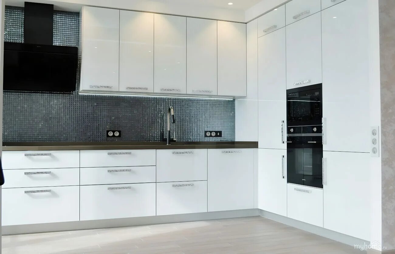 Кухонный гарнитур белый глянец фото Кухня акрил Диметрио