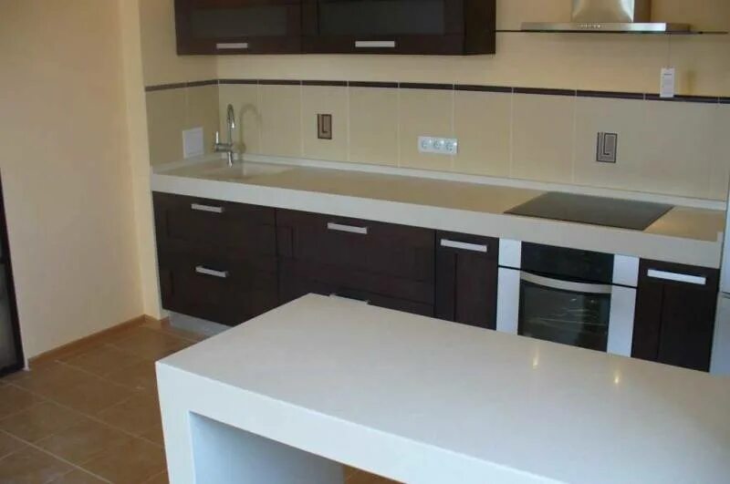 Кухонный гарнитур без столешницы фото Столешницы из искусственного камня