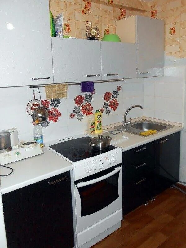 Кухонный гарнитур бюджетный вариант фото Дешевые кухни: полный обзор производителей. Варианты дизайна кухни эконом-класса