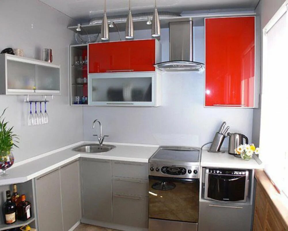 Кухонный гарнитур для маленькой кухни фото Кухня для маленькой кухни 6 кв м