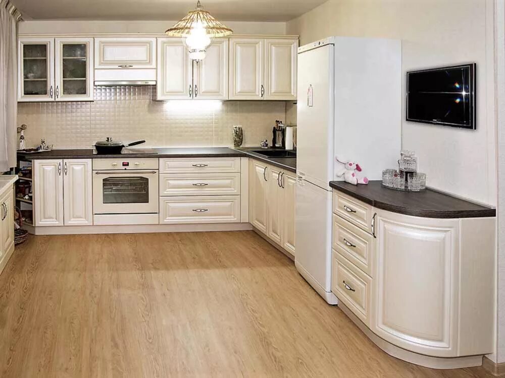 Кухонный гарнитур для светлой кухни фото Кухня "Классика 11" - Кухни в Красногорске