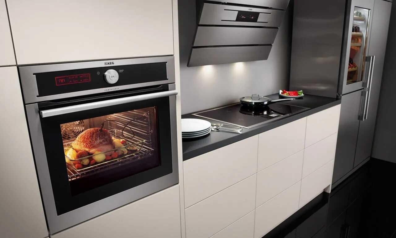 Кухонный гарнитур для встраиваемой техники фото Кухонный гарнитур Чадца (лдсп) на заказ в СПб