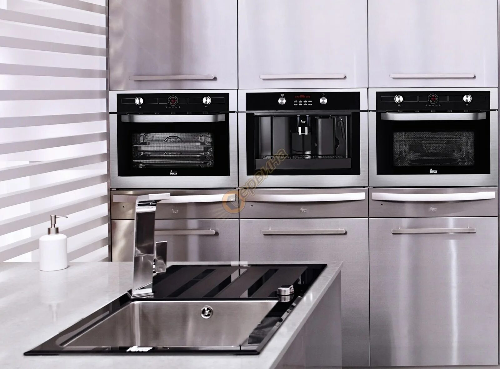 Кухонный гарнитур для встраиваемой техники фото Комплекты встроенной панели и духовки: найдено 89 картинок