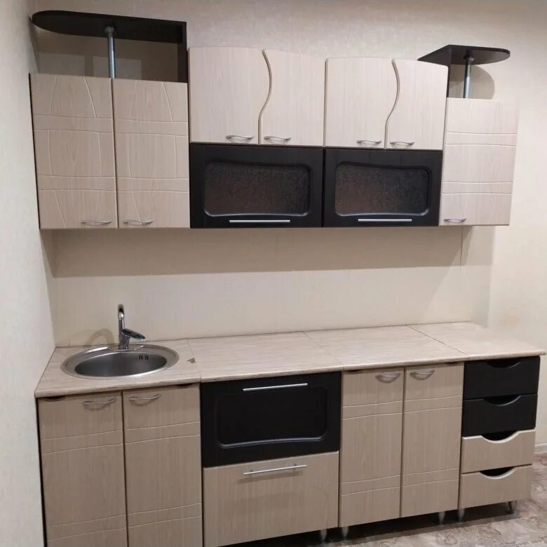 Кухонный гарнитур фото астрахани Кухонный гарнитур - купить в Астрахани, цена 7 000 руб., продано 4 октября 2019 