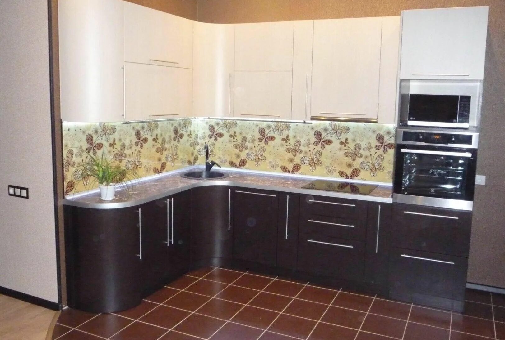 Кухонный гарнитур фото астрахани Сдаётся квартира семейным: 60 000 тг. - Ұзақ мерзімге жалға алу Актобе на Olx