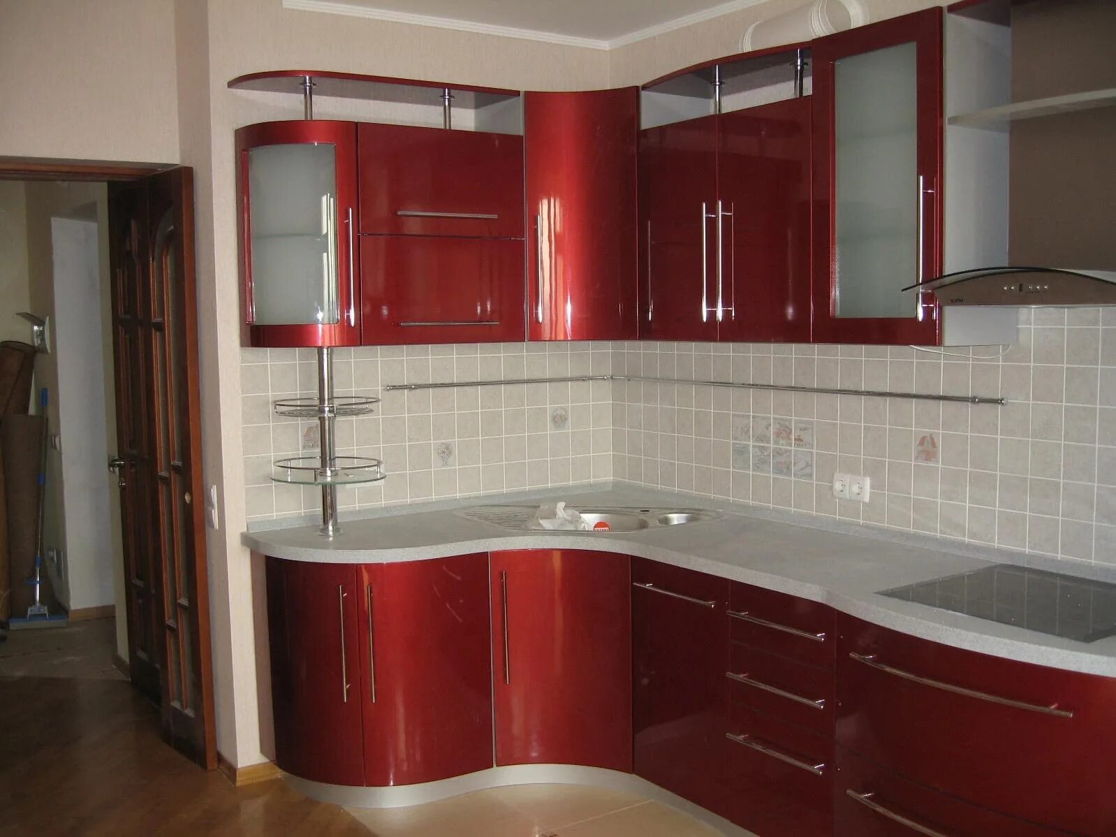 Кухонный гарнитур фото под заказ Крашеные фасады для кухни - всё о материале