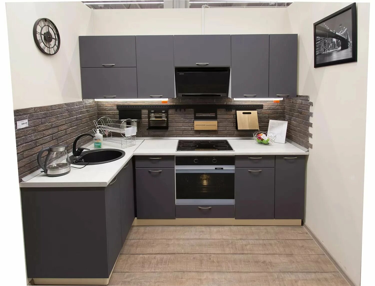 Кухонный гарнитур графит фото Графитовая столешница на кухне (много фото) - dizainmix.ru