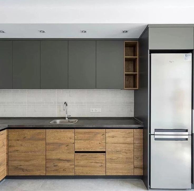 Кухонный гарнитур графит с деревом фото Pin by Alena-ermolaeva on Кухня Kitchen interior, Kitchen decor apartment, Home 