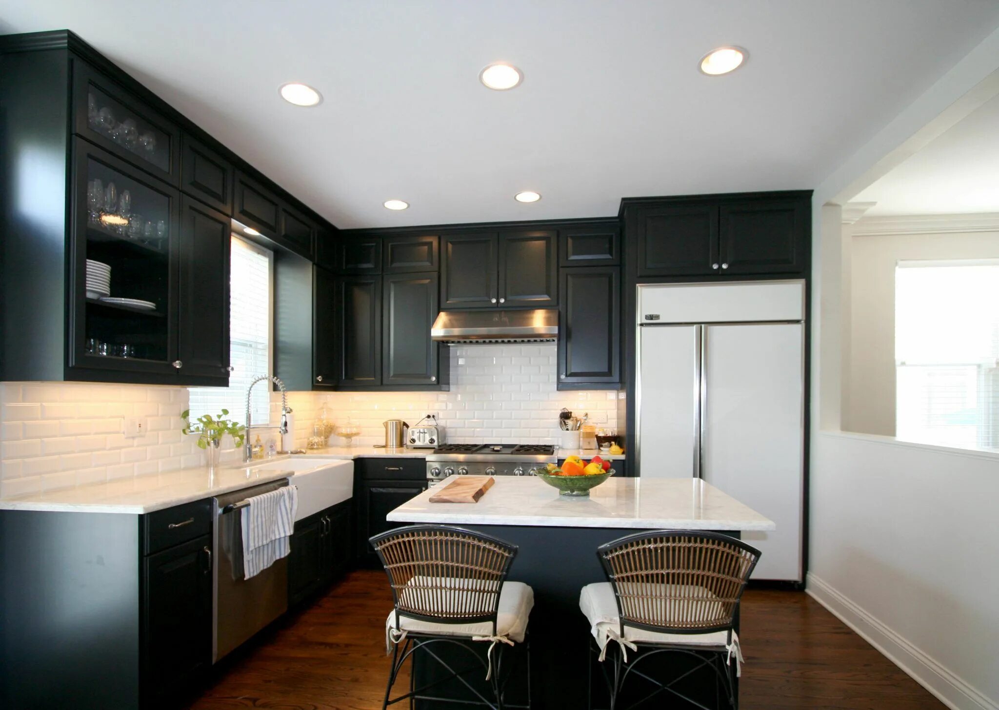 Кухонный гарнитур интерьер фото дизайн Цвет Мебели Для Интерьера Кухни (280+ Фото) - Как Подобрать? Kitchen island desi