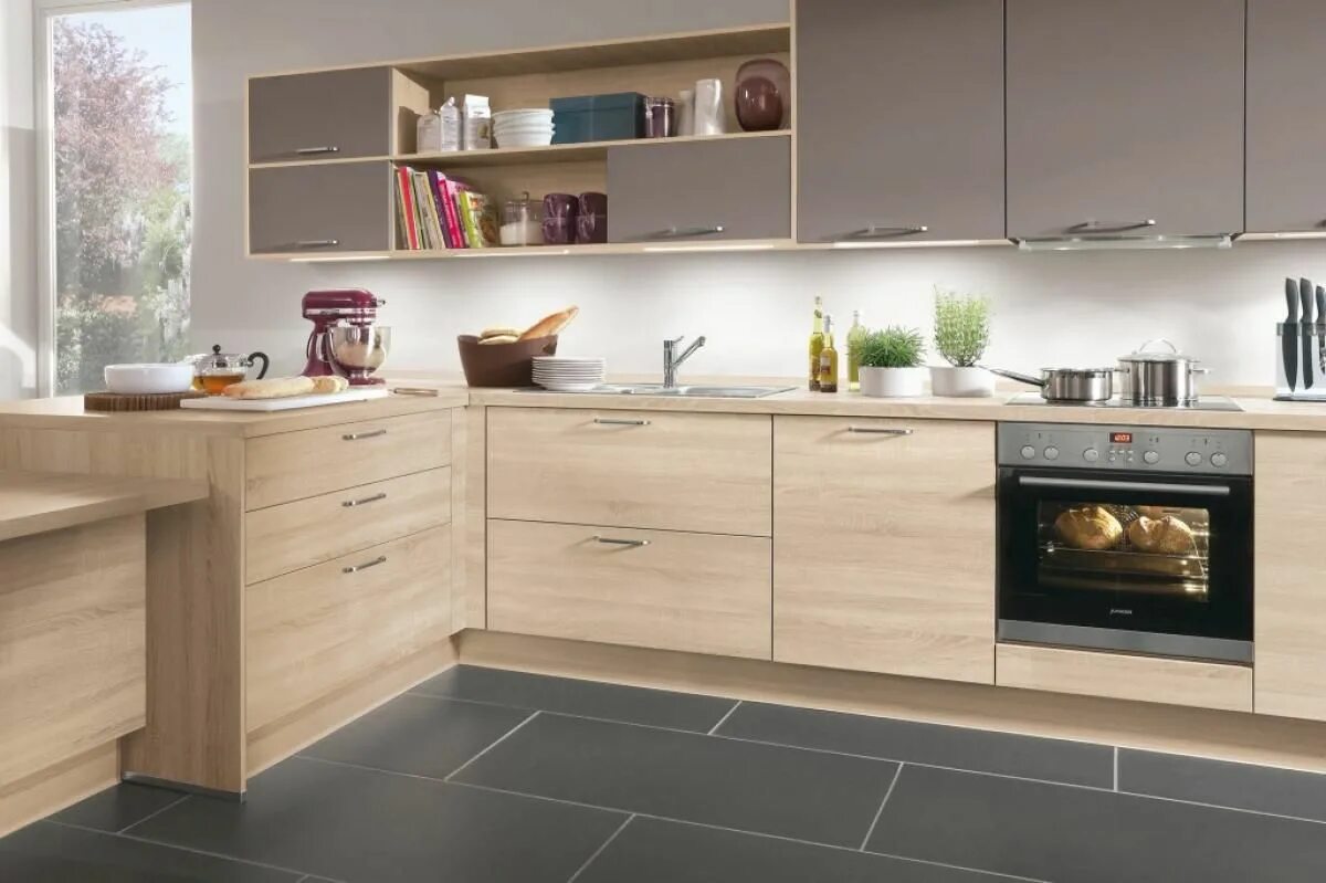 Кухонный гарнитур из эгер фото Clair, ambré ou sombre. le bois fait son entrée dans la cuisine ! Cuisines AvivA