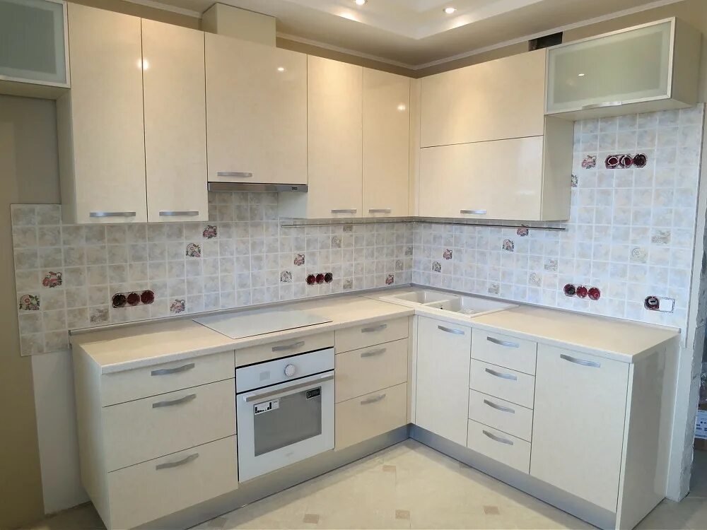 Кухонный гарнитур из пластика фото и цены АРПА - кухня, установка: Гомель, ул. Минская 94