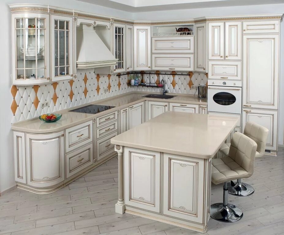 Кухонный гарнитур классика фото Кухня Патина 47 заказать недорого в Москве - 1Кухонный