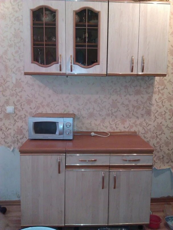 Кухонный гарнитур кухонный гарнитур бу фото Куплю или может кто отдаёт столешницу и кухонный шкаф для съёмного жилья Фото дл