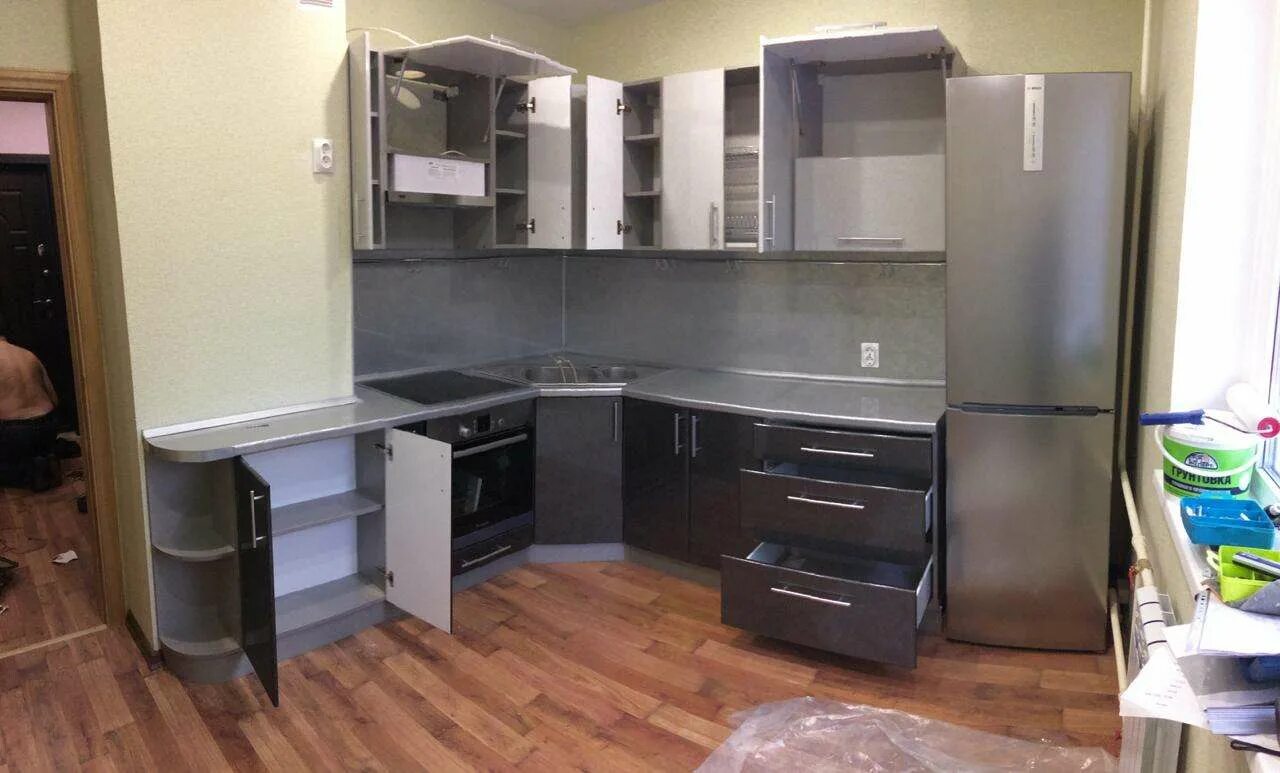 Кухонный гарнитур курск фото Кухни на заказ: каталог выполненных работ