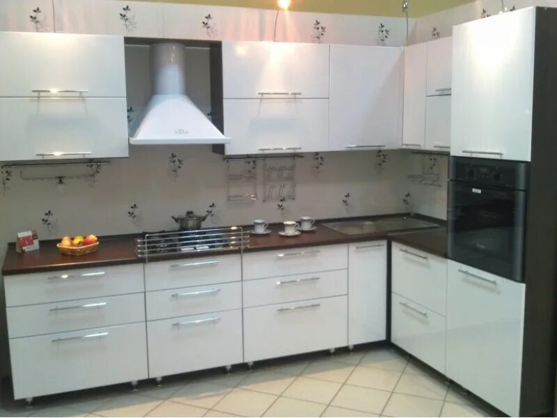 Кухонный гарнитур нефтекамск фото Кухня угловая Ницца производства фабрики Мирада-Ул