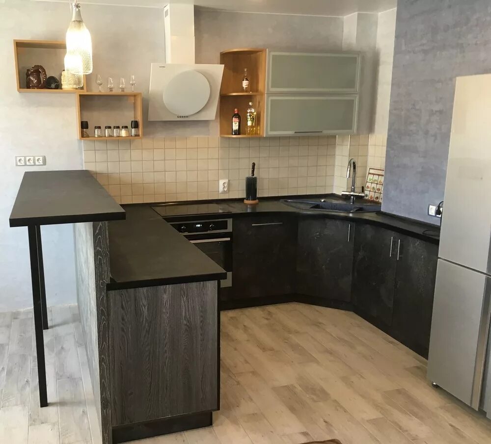 Кухонный гарнитур п образный фото Современная п-образная кухня МДФ в пленке ПВХ "Модель 316" от GILD Мебель в Твер