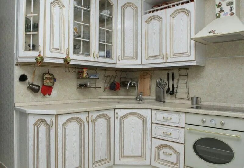 Кухонный гарнитур патина фото Pin by Sergeenko Olga on кухни в стиле ампир