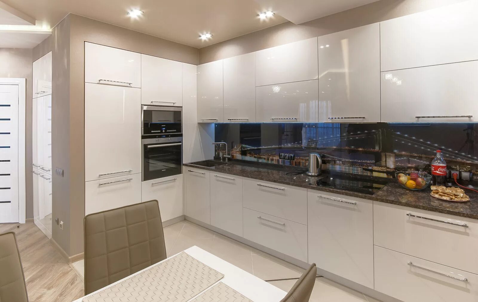 Кухонный гарнитур под потолок фото Кухонный гарнитур "МДФ 15" высокое качество от производителя