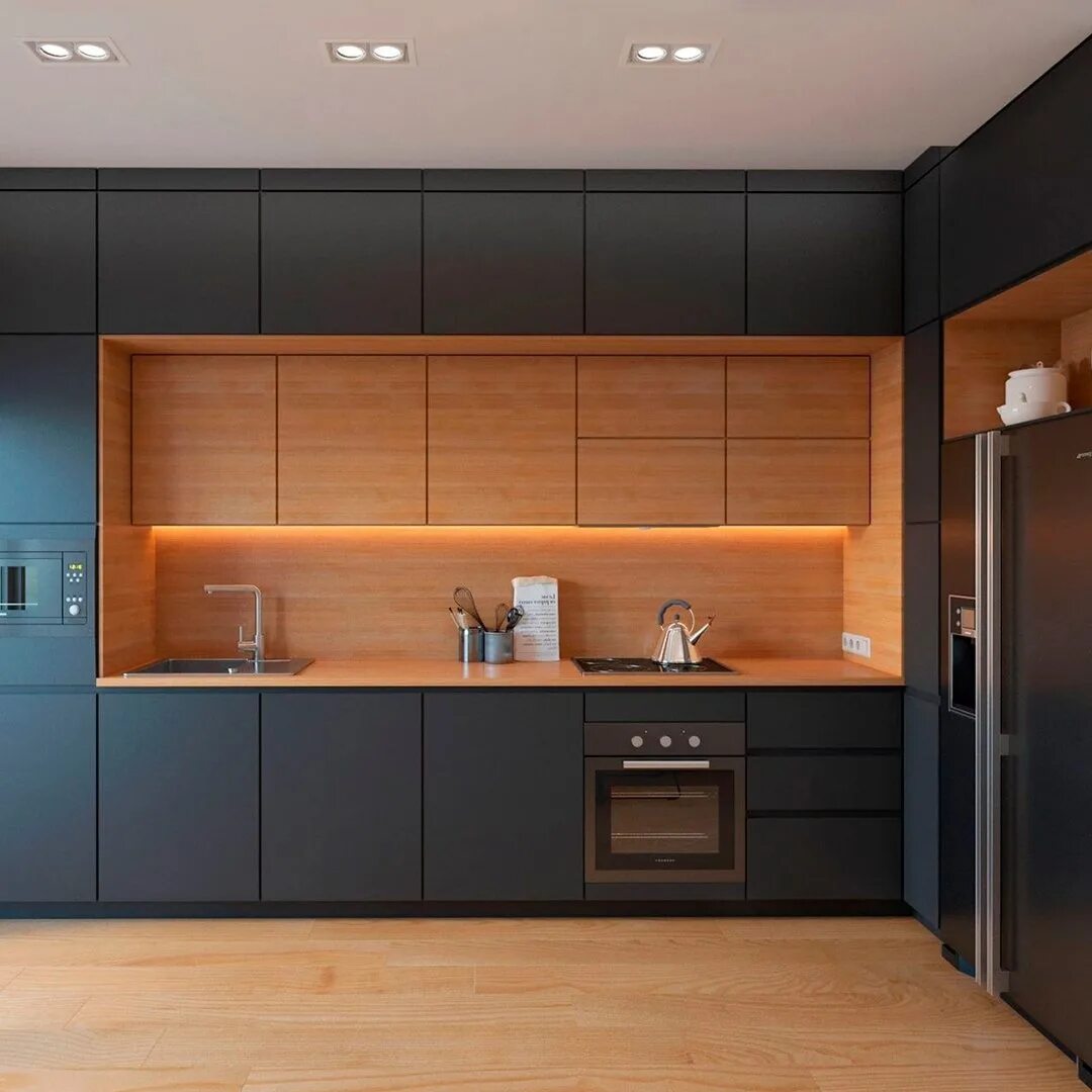 Кухонный гарнитур под потолок фото Кухня - самое сложное и ответственное помещение