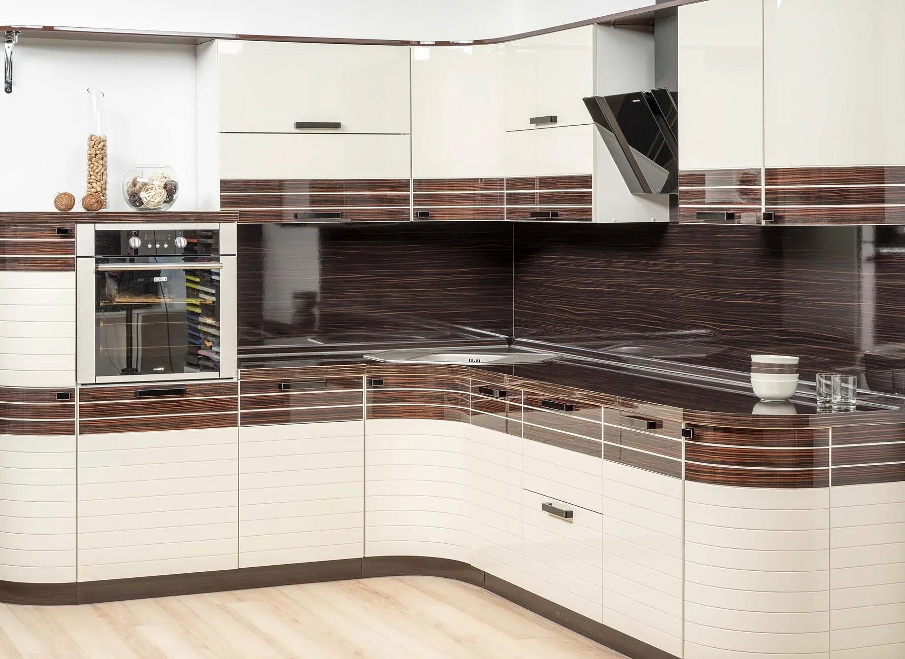 Кухонный гарнитур под заказ цены фото Суперматовые фасады для кухни с защитой от отпечатков пальцев Фасады и кухни на 