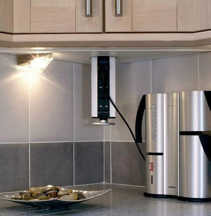 Кухонный гарнитур розетки фото Розетки На Кухне На Столешнице Фото Элитные кухни, Ремонт небольшой кухни, Кухон