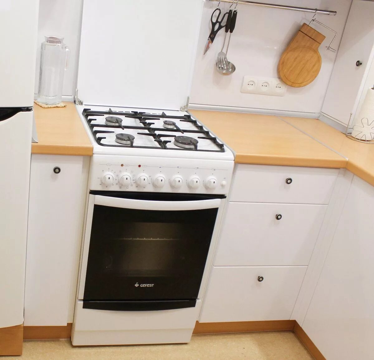 Кухонный гарнитур с газовой плитой фото Как мы переделали кухню 5м.кв в хрущевке не дорого и быстро - Мир интересного Не