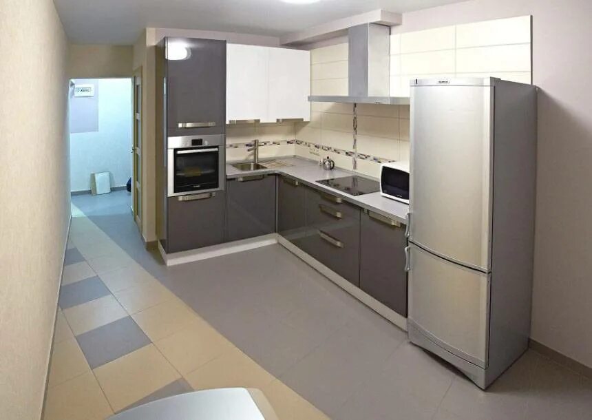 Кухонный гарнитур с холодильником фото Угловая кухня 12 кв м с холодильником (20 фото): примеры удачных интерьеров