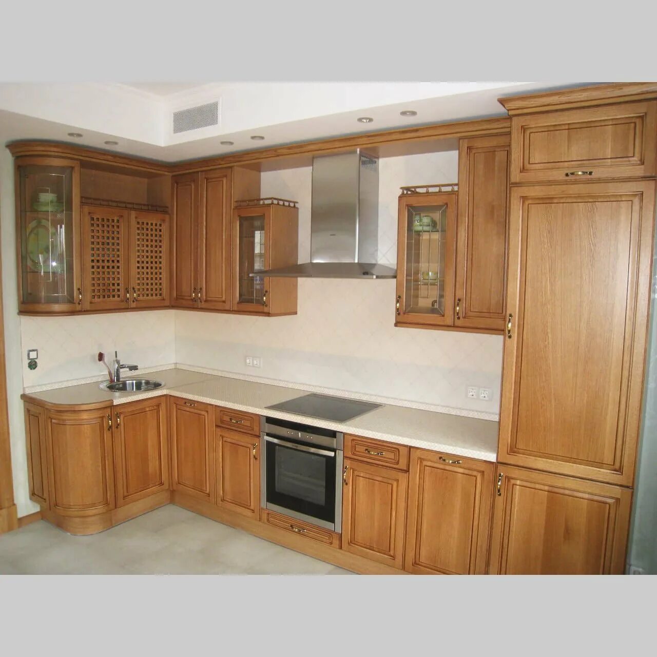 Кухонный гарнитур с карнизом фото Кухня натурального дуба: найдено 89 изображений