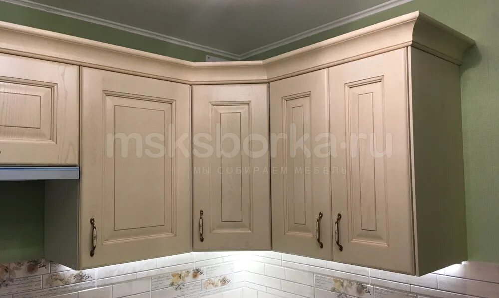 Кухонный гарнитур с карнизом фото Кухня Леруа Мерлен на Свободном проспекте, Москва