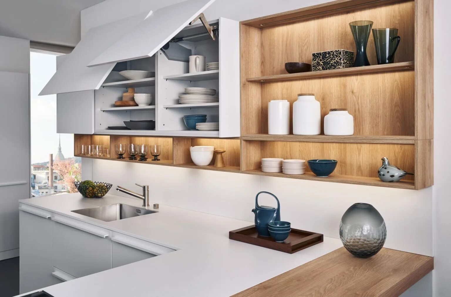 Кухонный гарнитур с открытыми полками сверху фото Верх кухни: что стоит учесть? - Russia-zov.ru