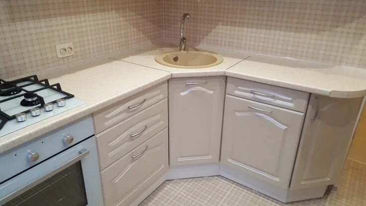 Кухонный гарнитур с угловой мойкой фото Альбомы ДИЗАЙН ХРУЩЕВКИ в 2020 г Дизайн небольшой кухни, Кухня для небольшой ква