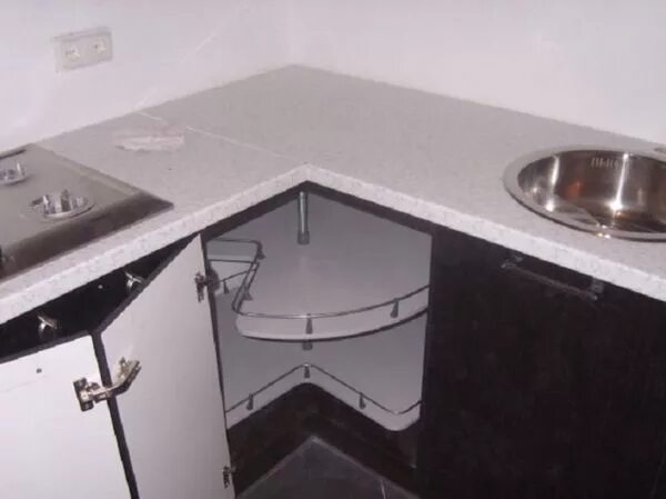 Кухонный гарнитур с угловой мойкой фото Кухонный гарнитур для маленькой кухни: фото и дизайн