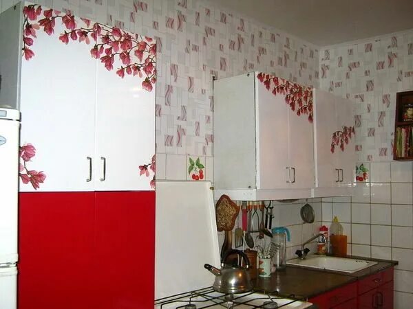 Кухонный гарнитур самоклеющей пленкой фото Фото декупаж кухонной мебели Мебель, Мебель своими руками, Ремонт мебели