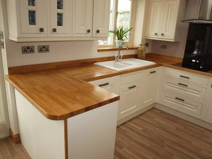 Кухонный гарнитур столешница под дерево фото worktop lip Decoración de interiores de casas Oak kitchen worktops, Kitchen work