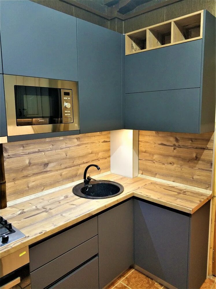 Кухонный гарнитур столешница под дерево фото Кухни Уфа