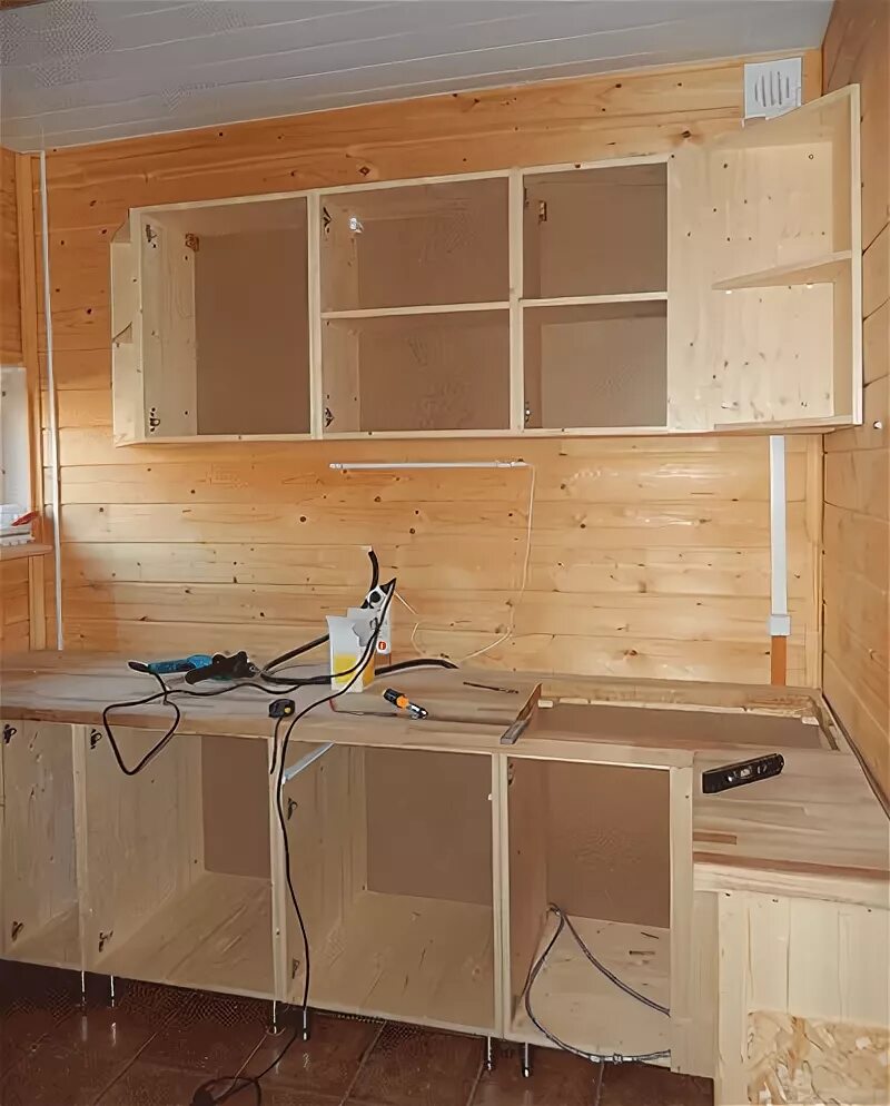 Кухонный гарнитур своими руками фото Сложно ли сделать кухонный гарнитур из дерева? - Сделаем мебель сами