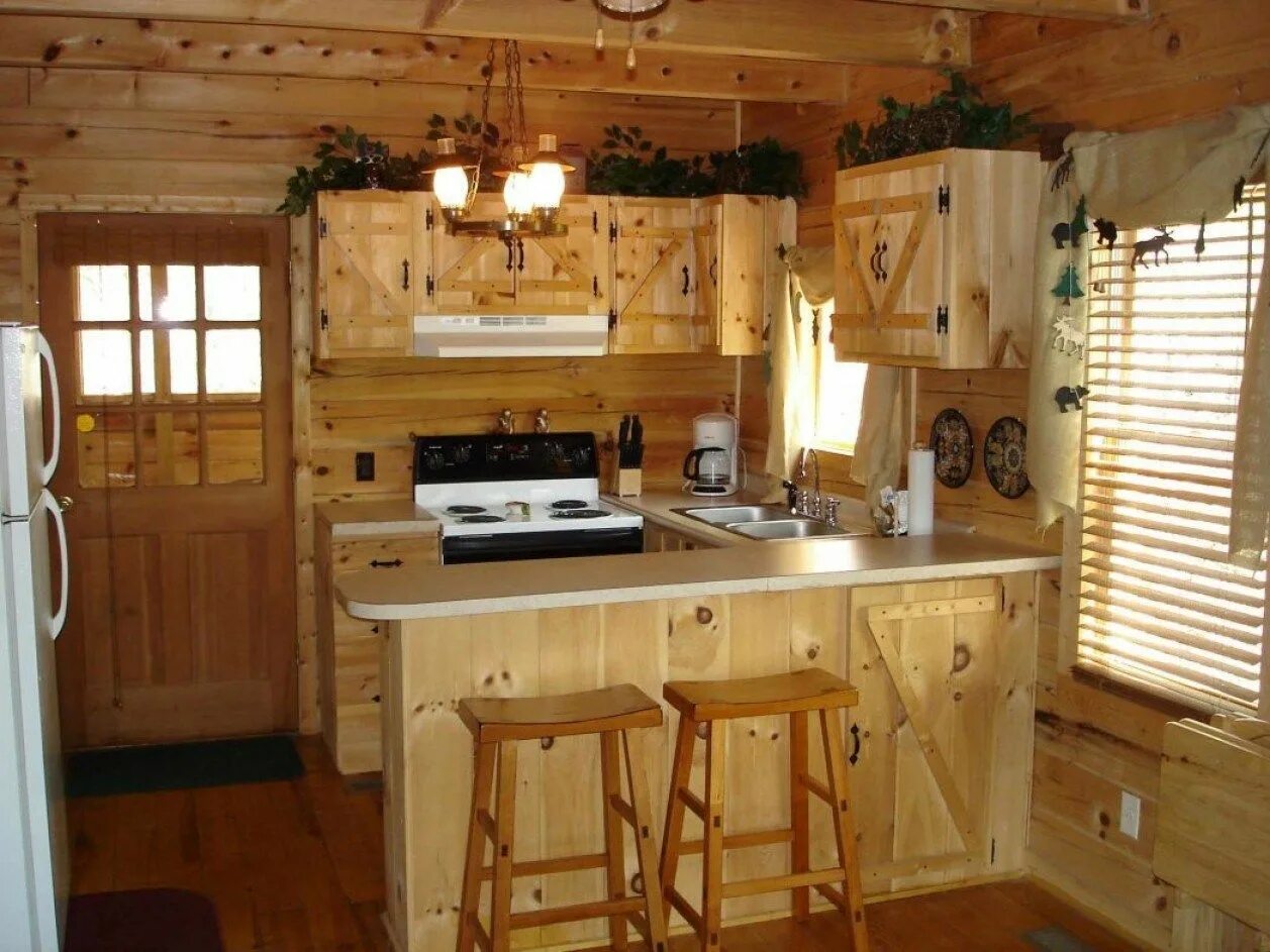 Кухонный гарнитур своими руками фото для дома Image result for rustic log cabin kitchens Small cabin kitchens, Tiny house kitc