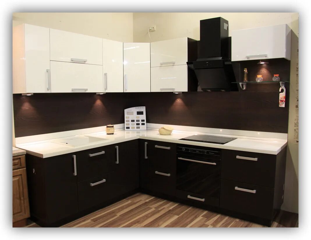 Кухонный гарнитур цвет венге фото Кухня венге с белым фото EcoDM.ru