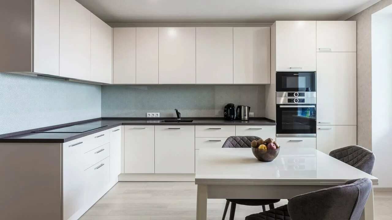 Кухонный гарнитур угловой дизайн современный Кухня до потолка угловая - 70 фото