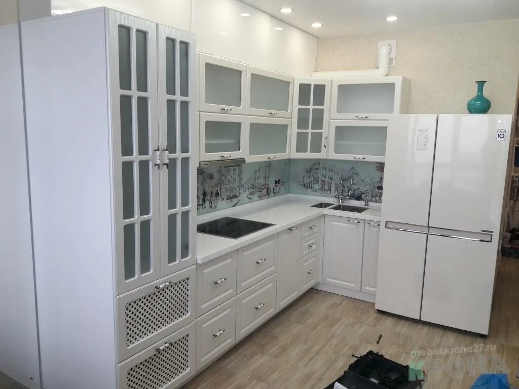 Кухонный гарнитур угловой с витриной фото Буфет для кухни: ТОП-200 фото лучших новинок дизайна из каталога кухонной мебели