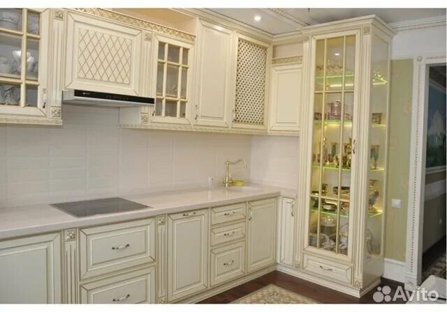 Кухонный гарнитур угловой с витриной фото Кухонный гарнитур, цена 134 000 руб. - цена, фото на Searche