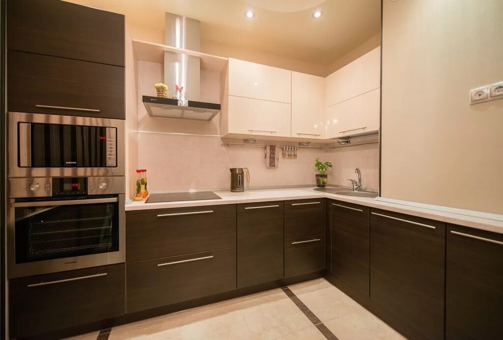 Кухонный гарнитур в бежевых тонах фото Кухня коричневая 81 заказать недорого в Москве - 1Кухонный