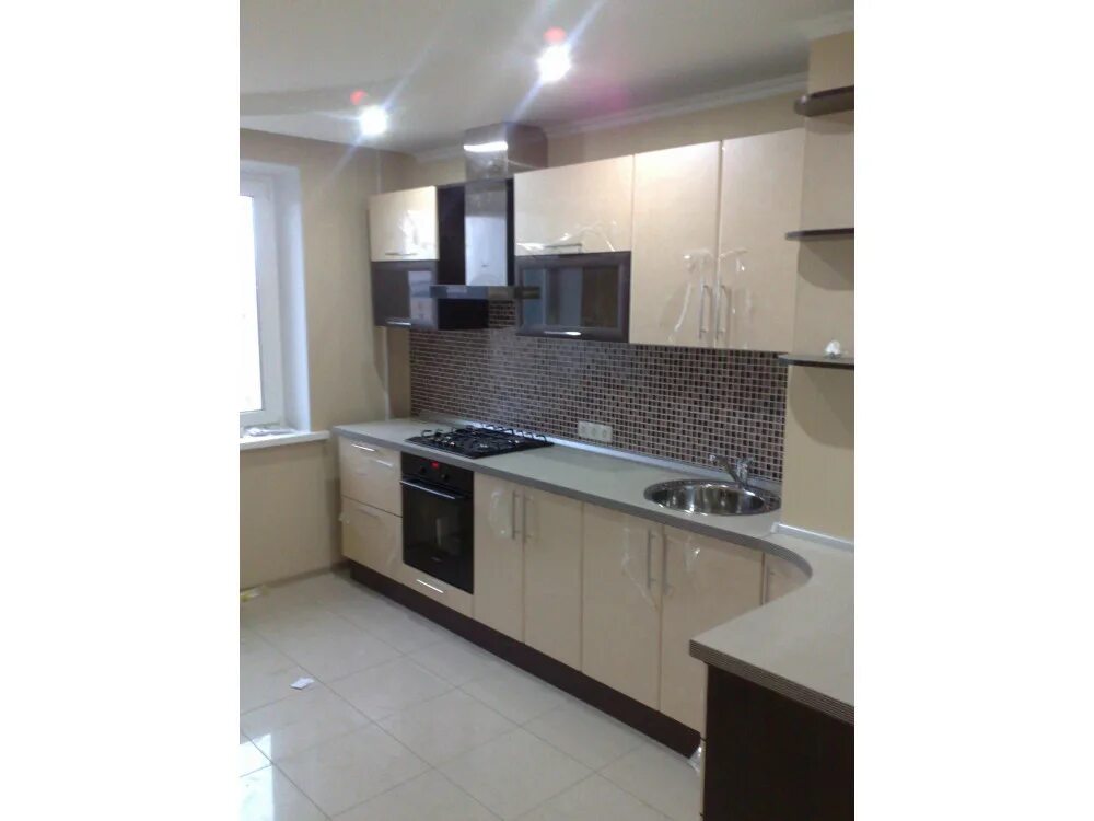 Кухонный гарнитур в саратове цена и фото Кухня ПВХ-030 на заказ по цене от 103950 ₽ в Москве - "Пластик Кухни"