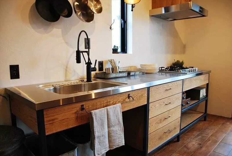 Кухонный гарнитур в стиле лофт своими руками Кухня из профильной трубы и массива дуба Лофт кухня, Перепланировка кухни, Кухня