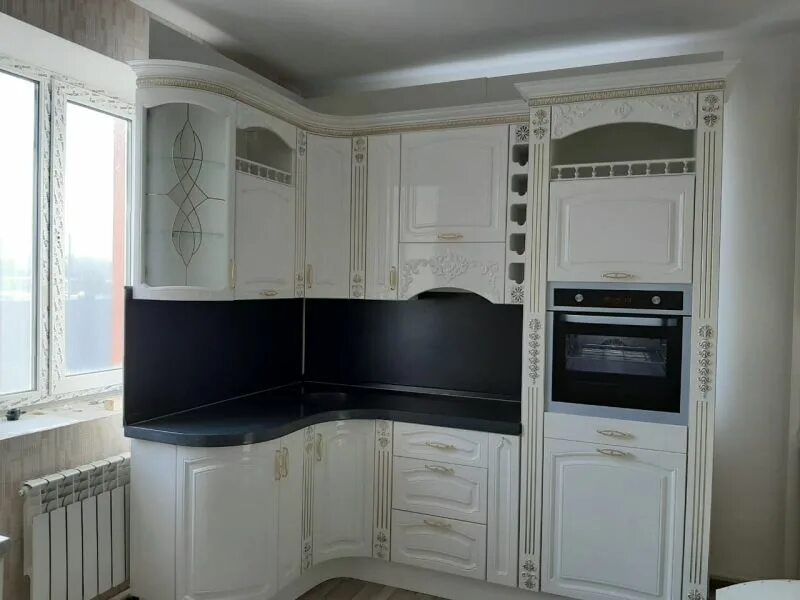 Кухонный гарнитур венеция угловой фото цена Кухня угловая в стиле Барокко / Мебельная фабрика "Мега-Сити", г. Москва