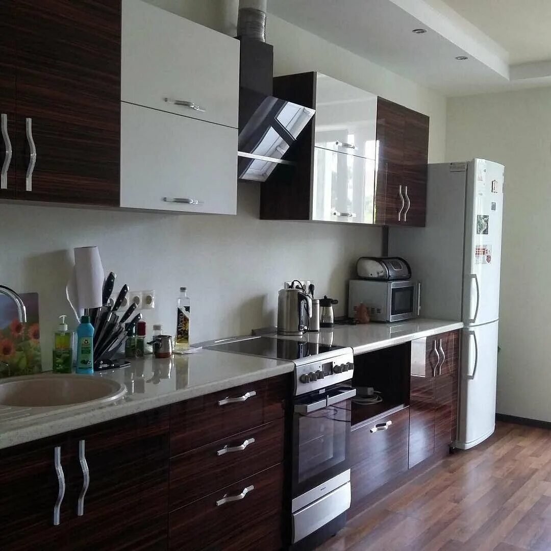 Кухонный гарнитур верх светлый низ темный фото Кухня светлый низ темный верх - CormanStroy.ru