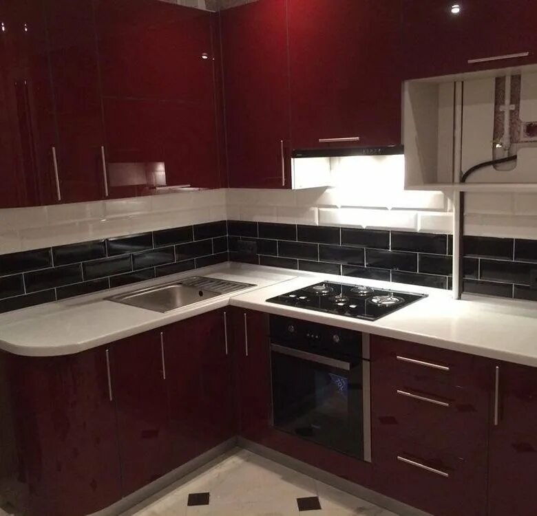 Кухонный гарнитур вишневый цвет фото Кухонные гарнитуры - купить в Орле, цена 9 000 руб., дата размещения: 13.08.2024