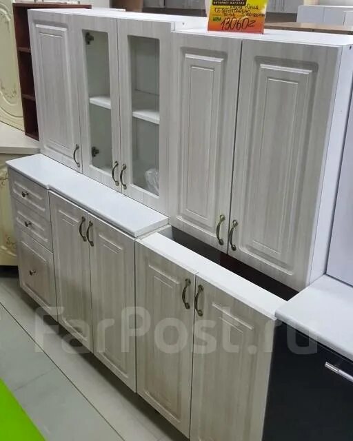 Кухонный гарнитур юлия сандал белый фото Кухня юлия сандал серый - 4sofa.ru