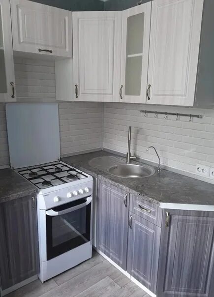 Кухонный гарнитур юлия сандал белый фото Хочется заменить кухню? Тогда мы ждём Вас в нашем салоне. Мы подберём вам кухню 